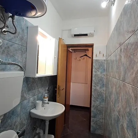 Red Gold Apartment