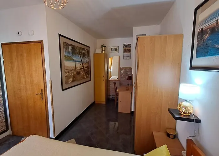 Red Gold Apartman Pula