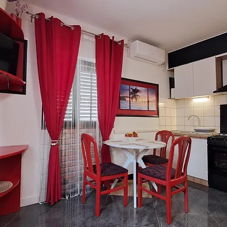Red Gold Pula